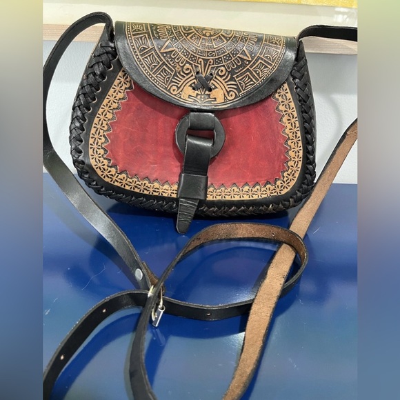Mayan Aztec Calendar Tooled Leather Purse Brown Saddle Bag Vintage 70s Mexico
